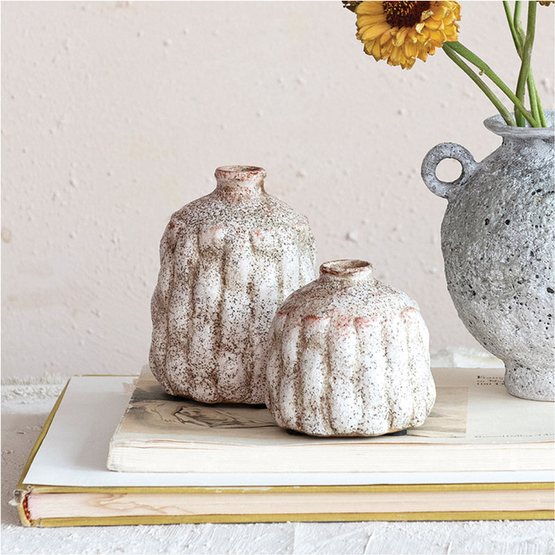 Jarrones de Terracota con Relieve – Set de 2