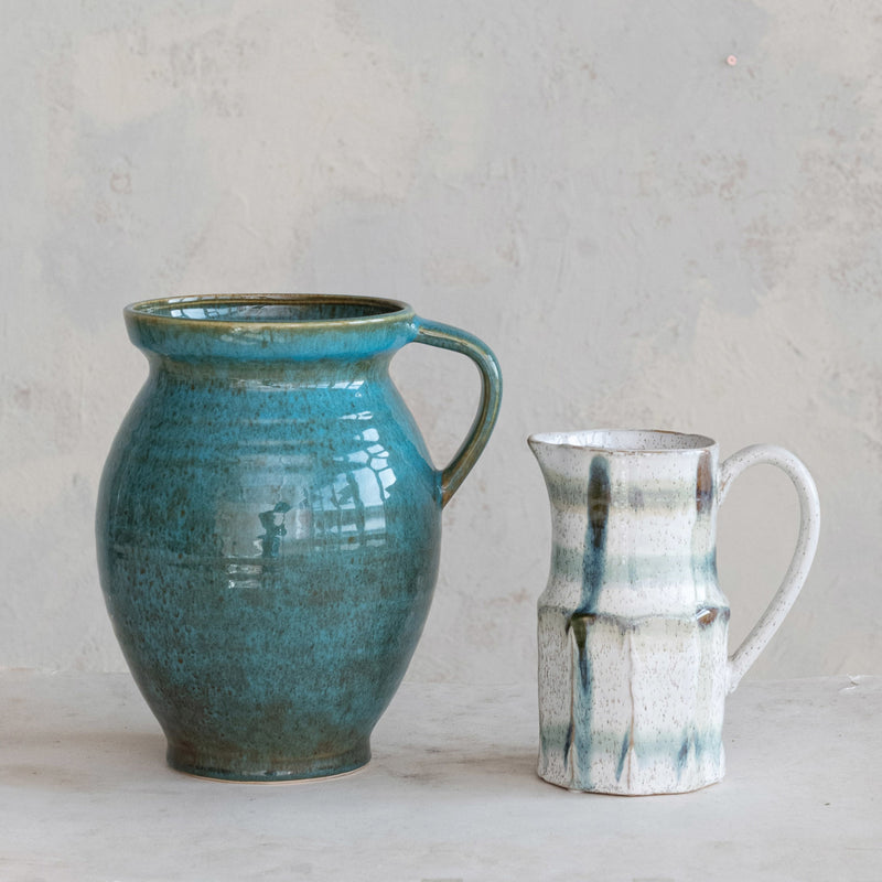 Jarra de Gres Azul con Asa – Decoración y Uso Diario