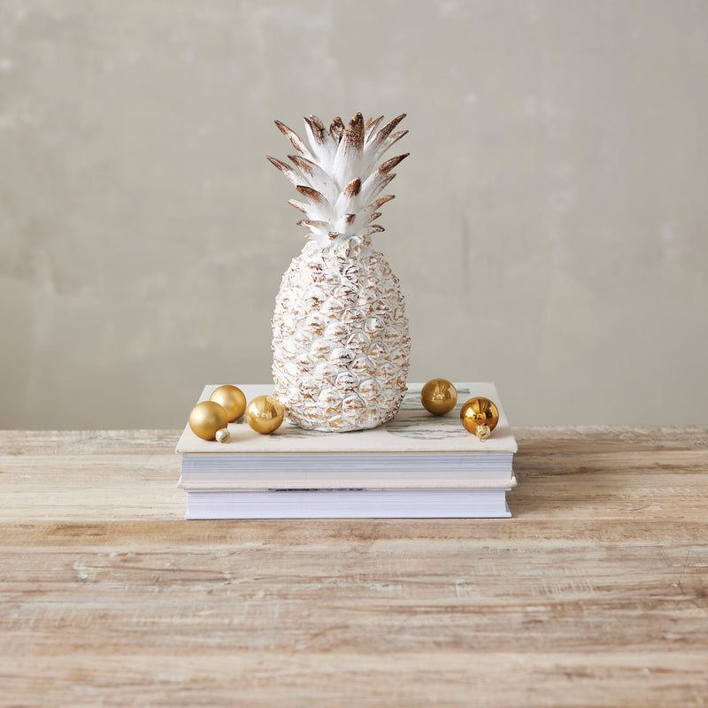Piña Decorativa de Resina