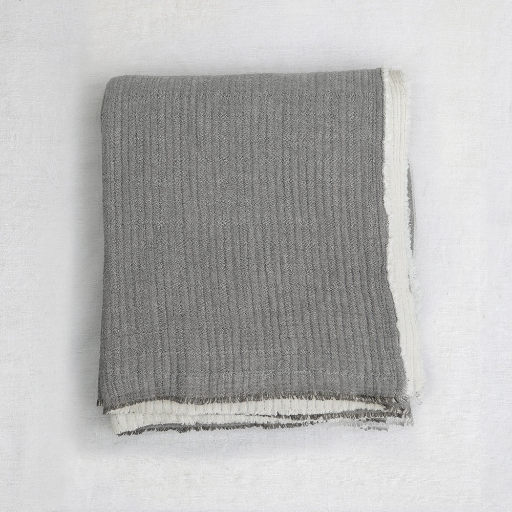 Colcha Claire Grey – Simple by Puro